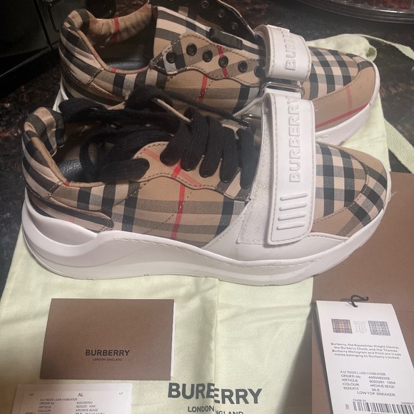 Burberry Regis trainers/sneakers size Eu 36.5 - Picture 1 of 7